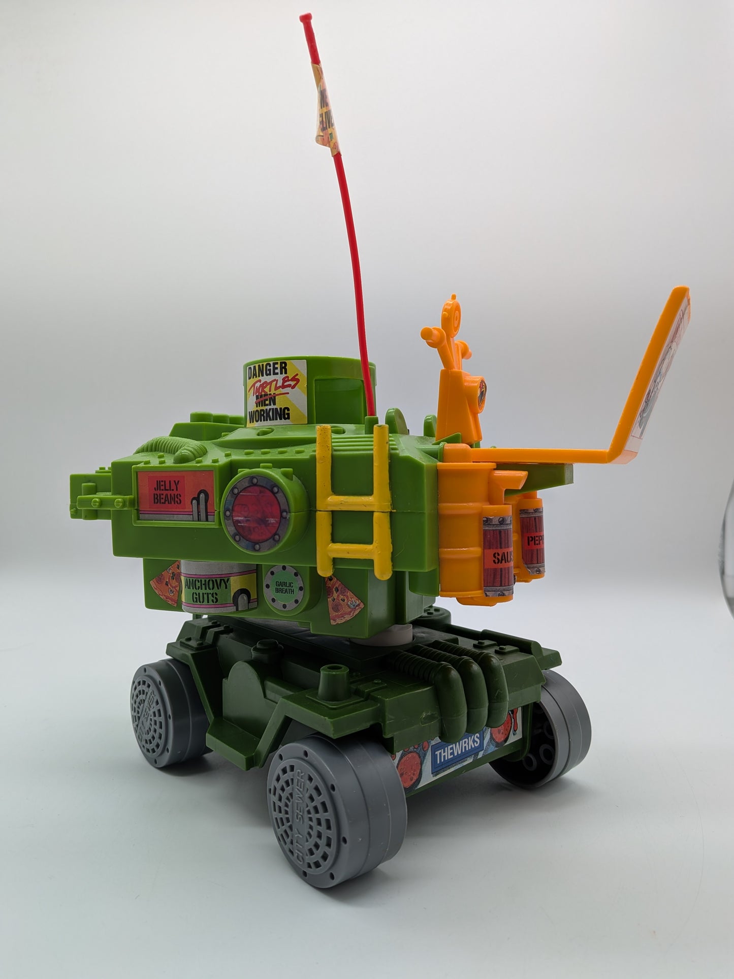 Playmates 1989 Teenage Mutant Ninja Turtles Pizza Thrower Vehicle