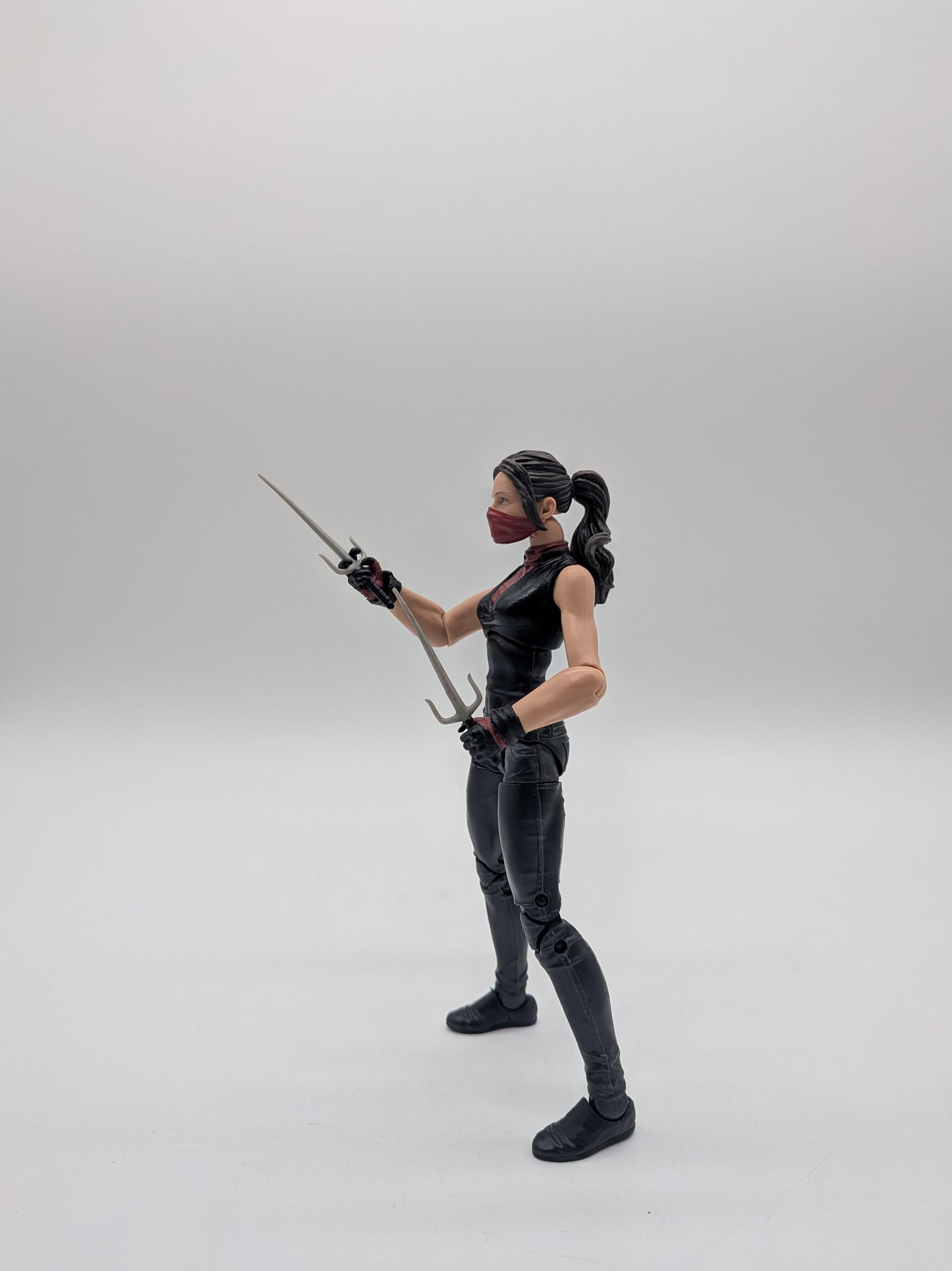 Hasbro 2017 Marvel Legends Daredevil Elektra Action Figure