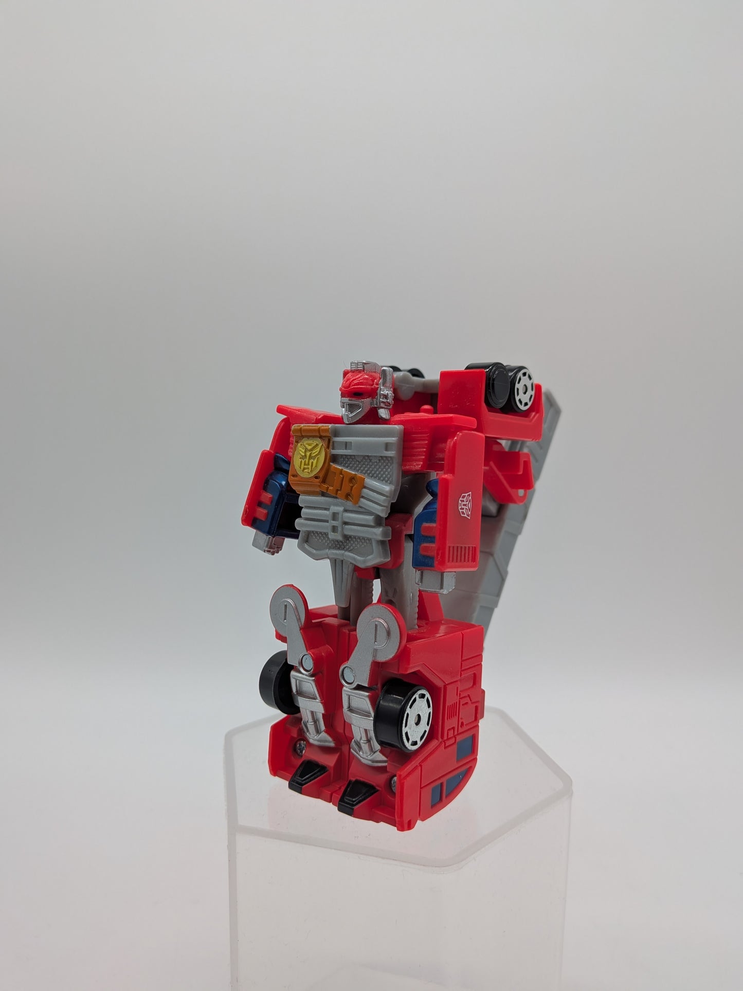 Hasbro 2002 Transformers Robots in Disguise (RID) Optimus Prime Basic Class Figure