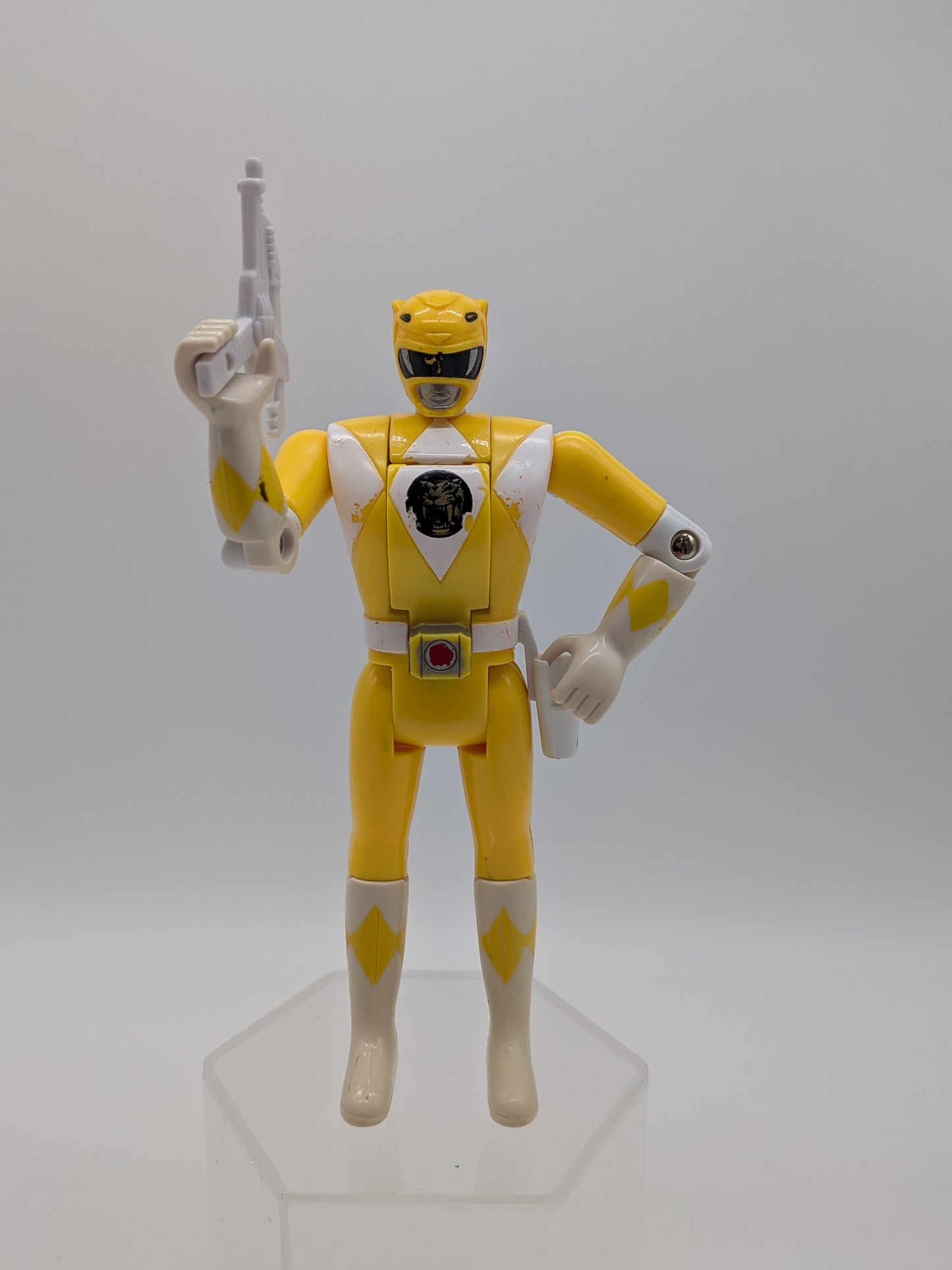 Bandai 1995 Mighty Morphin Power Rangers Auto-Morphin Series 2 Yellow Ranger (Aisha) Action Figure