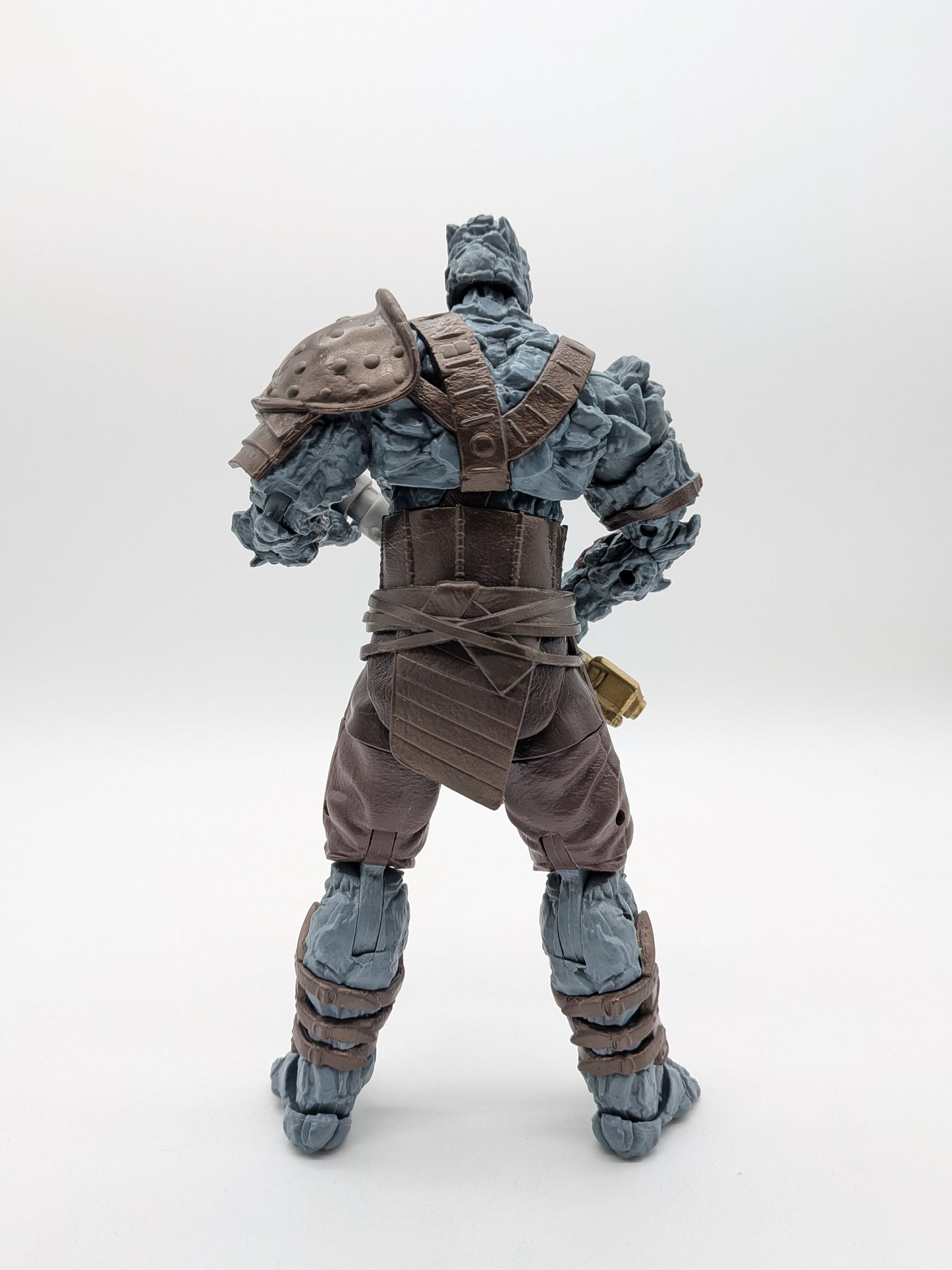 Hasbro 2019 Marvel Legends 80th Anniversary Thor: Ragnarok Korg Action Figure