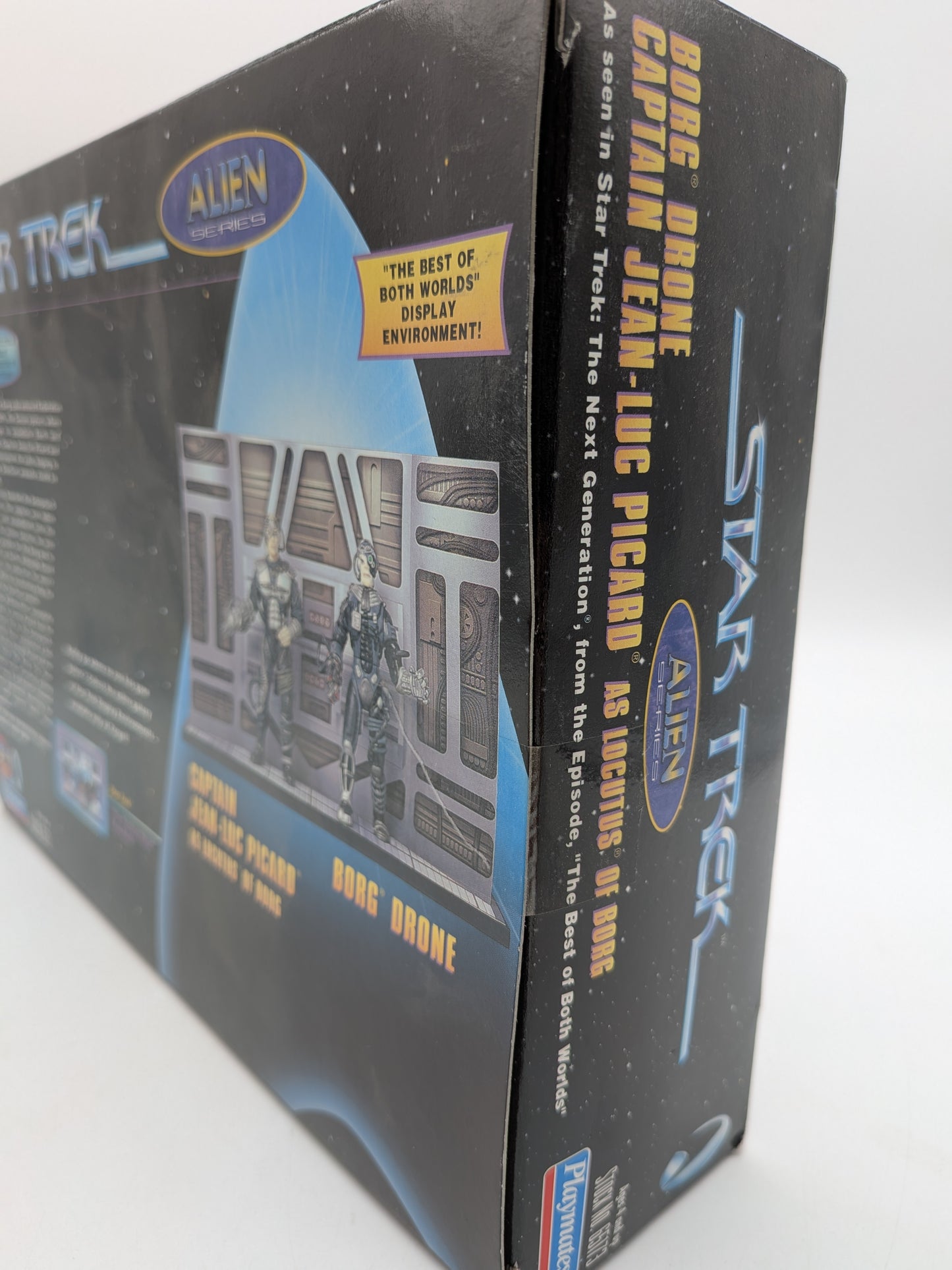 Playmates 1999 Star Trek Alien Series Borg Drone and Captain Jean-Luc Picard as Locutus of Borg Action Figures