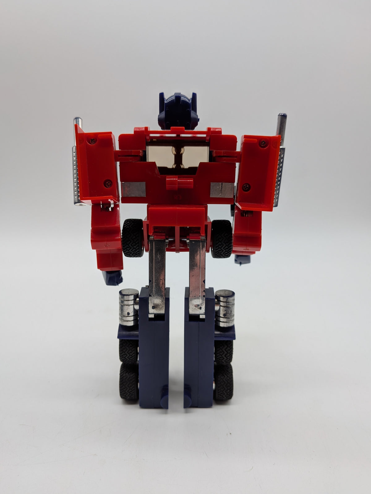 Hasbro 1984 Transformers Optimus Prime Action Figure, photo 4 of 9