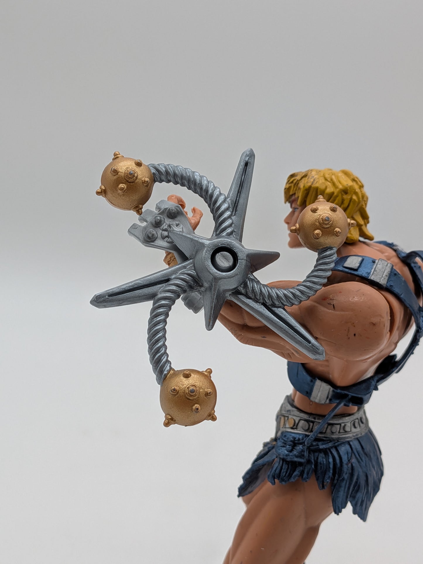 Mattel 2002 Masters of the Universe Smash Blade He-Man Action Figure