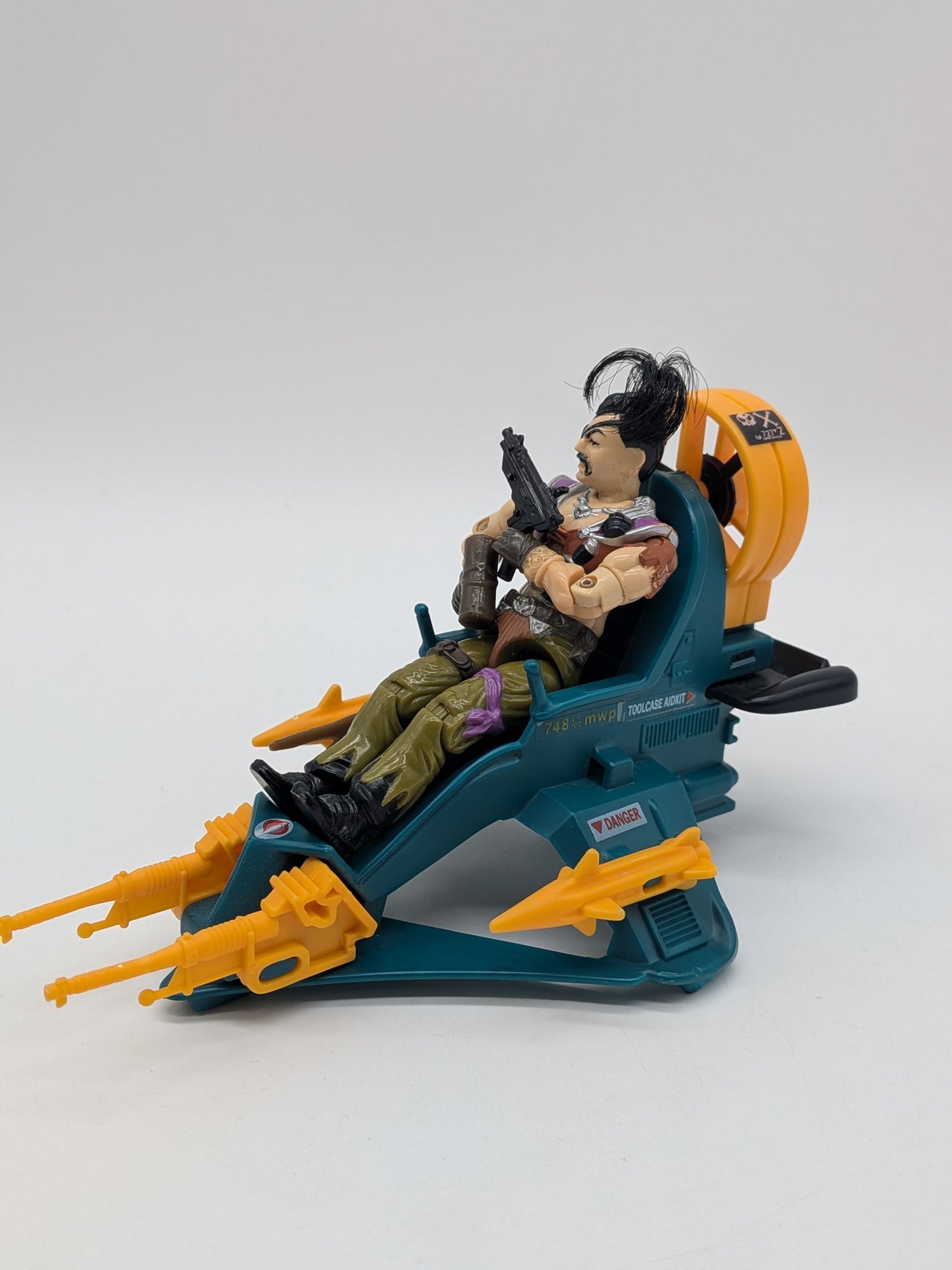 Hasbro 1987 G.I. Joe Air Skiff w/ Zanzibar Action Figure