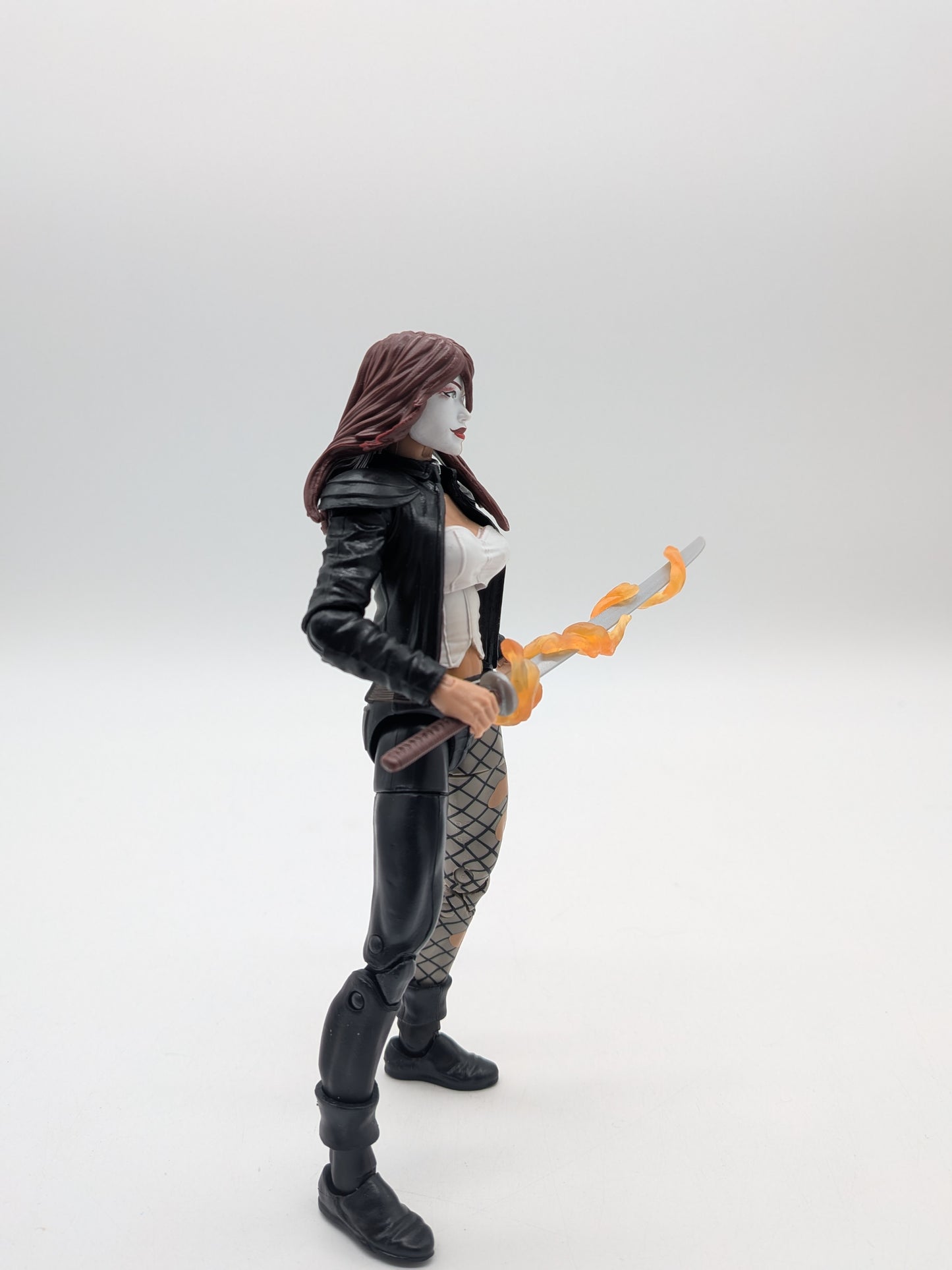Hasbro 2018 Marvel Legends Typhoid Mary Action Figure