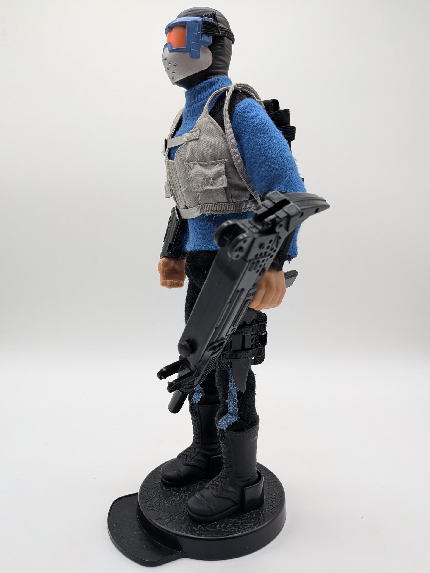 Hasbro 1992 G.I. Joe Hall of Fame Snake Eyes 12" Figure