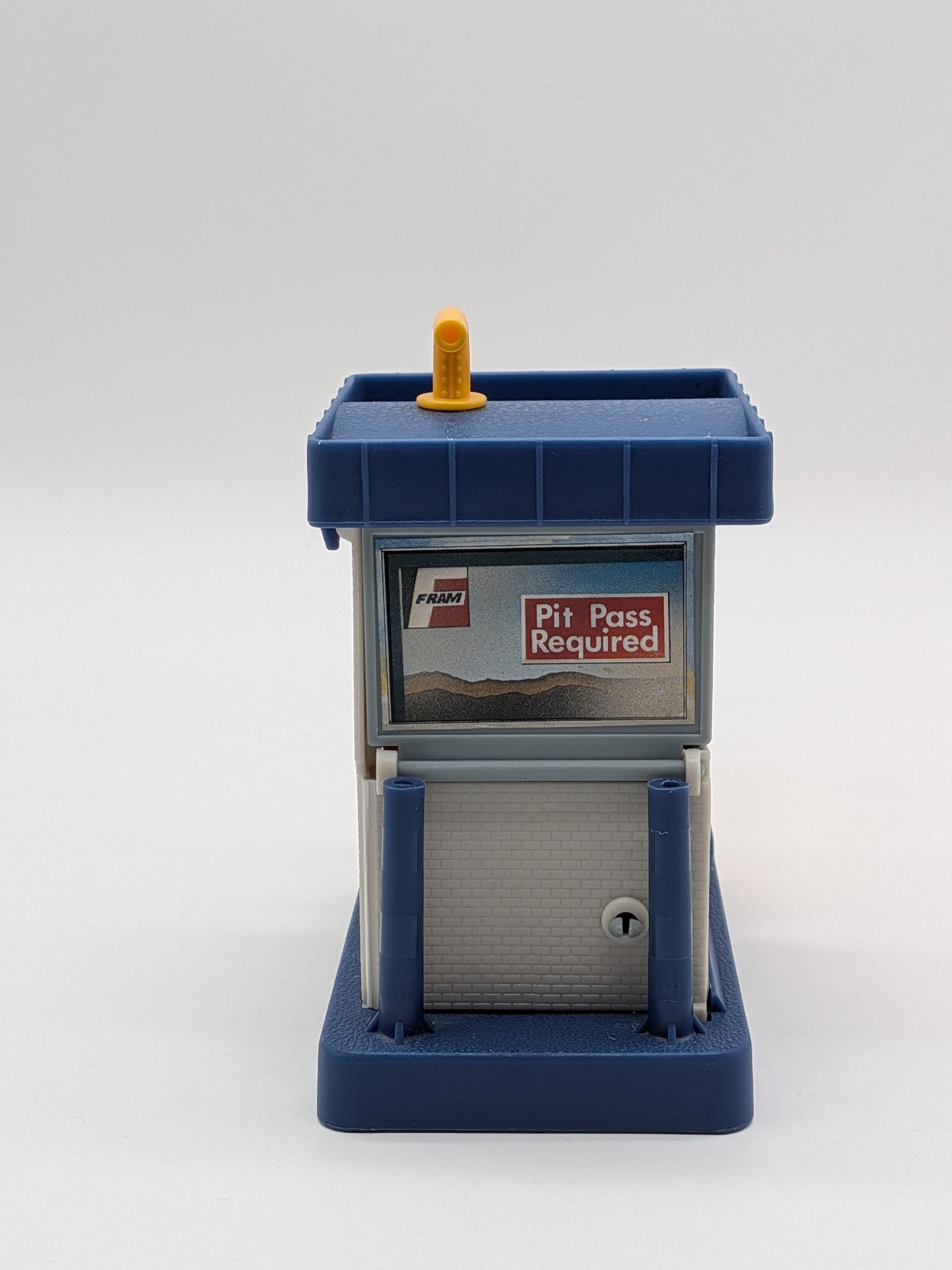 Kenner 1986 M.A.S.K The Collector and Toll Booth Action Figure