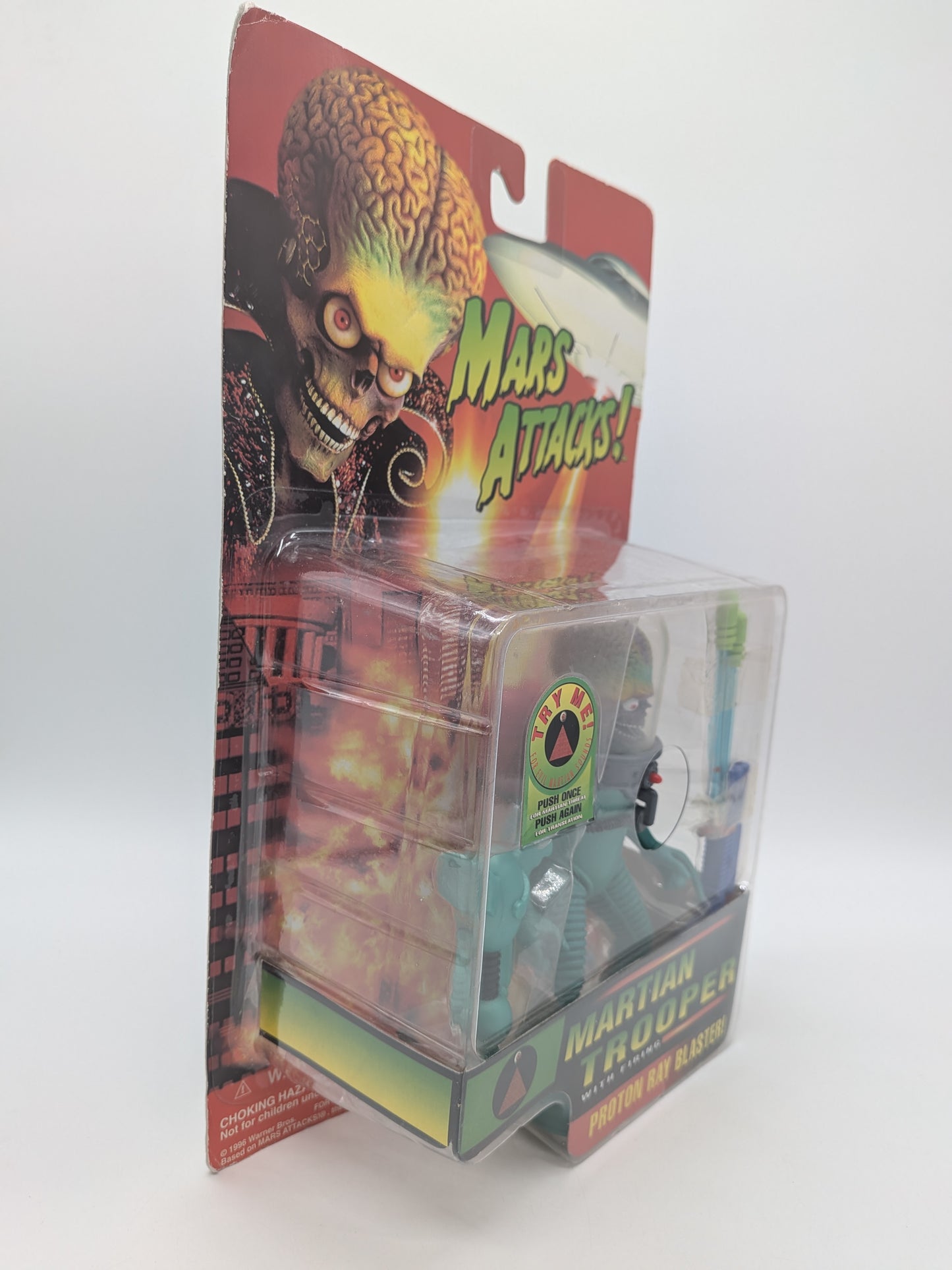 Trendmasters 1996 Mars Attacks Martian Trooper with Firing Proton Ray Blasters Action Figure