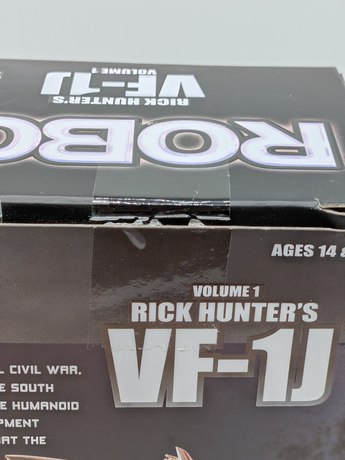 Toynami Robotech Rick Hunter's VF-1J Action Figure