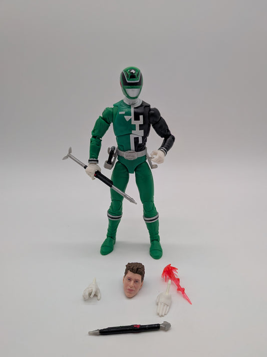 Hasbro 2018 Power Rangers Lightning Collection S.P.D. Green Ranger Action Figure