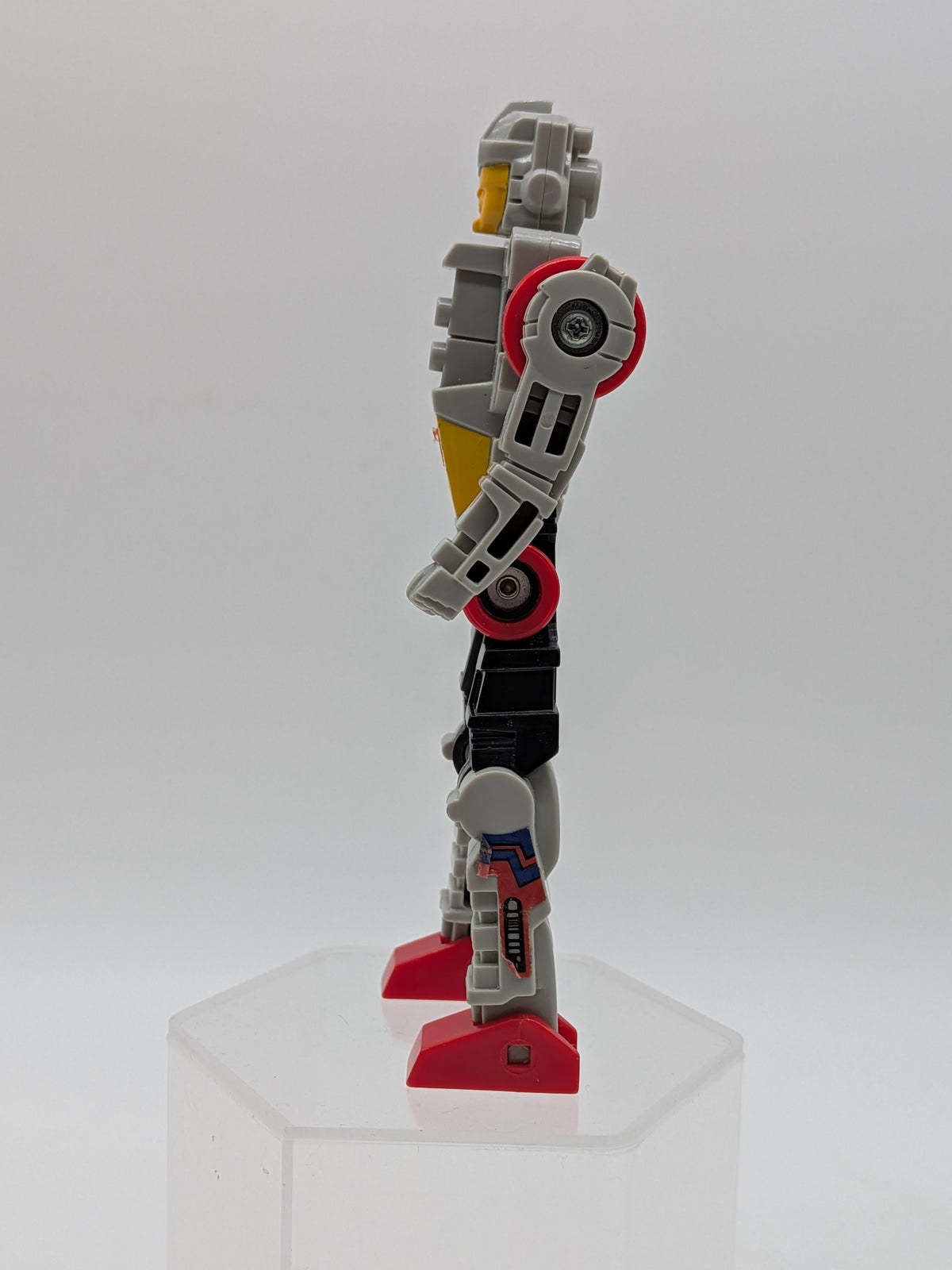 Hasbro 1988 Transformers Pretenders Landmine Action Figure, photo 2 of 3