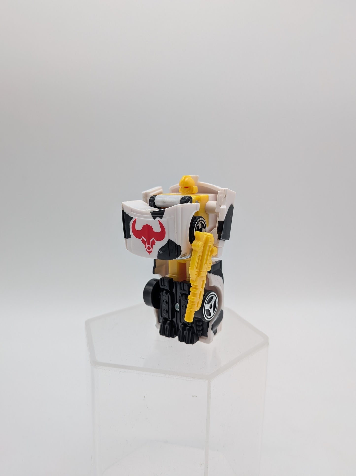 Hasbro 2001 Transformers Robots in Disguise (RID) Ironhide Spychanger Figure