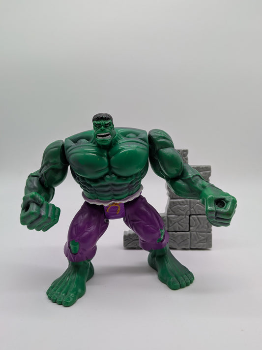 Toybiz 1996 The Incredible Hulk Rampaging Hulk Action Figure