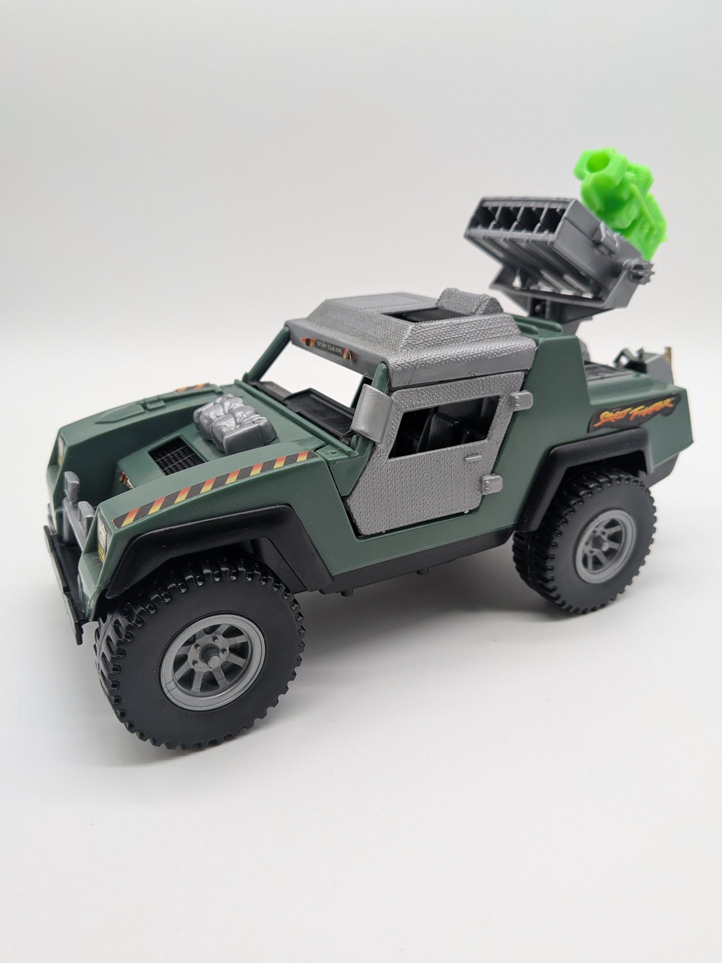 Hasbro 1993 Street Fighter The World Warrior Street Striker Vehicle