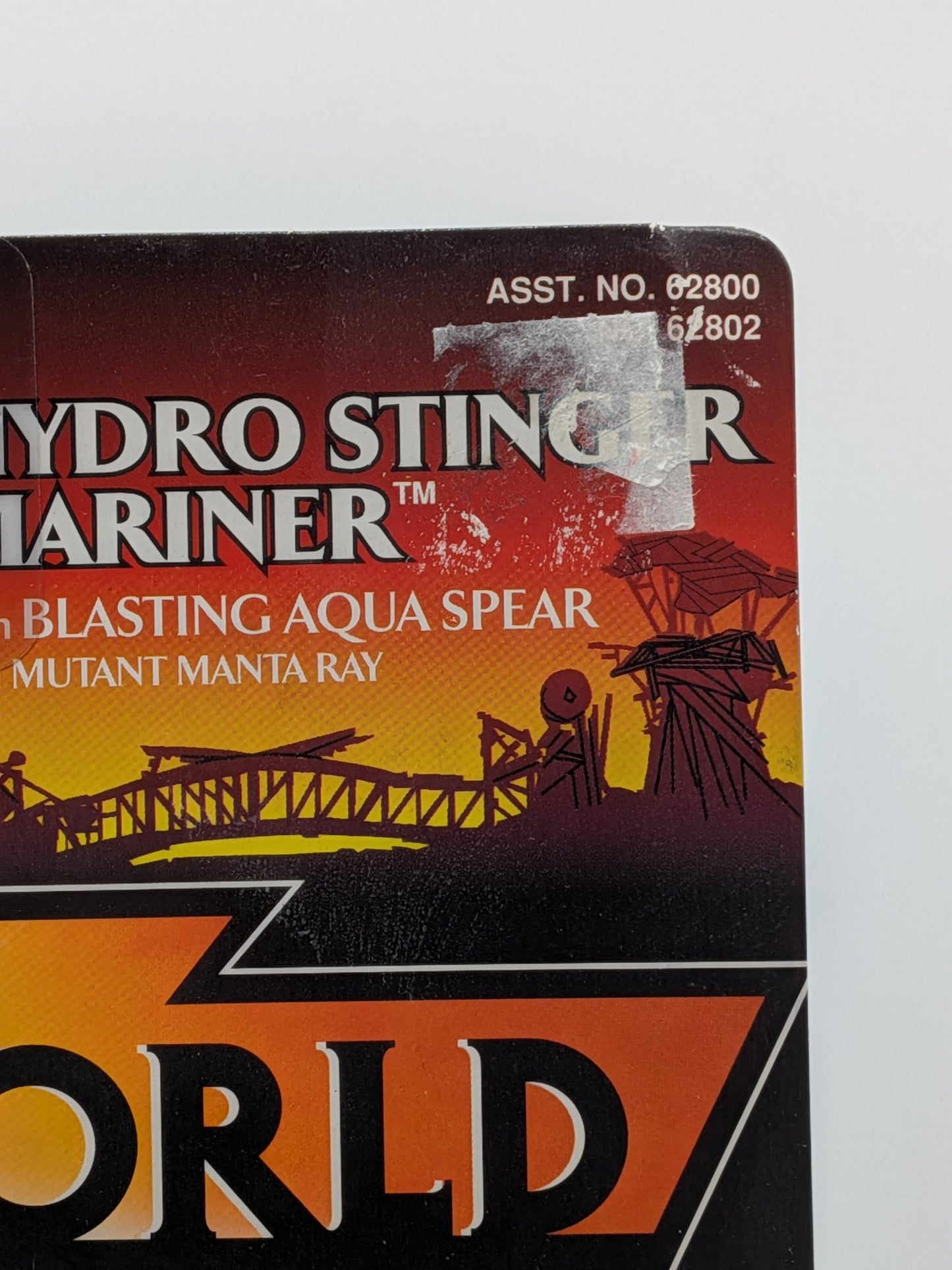 Tonka 1995 Waterworld Hydro Stinger Mariner with Blasting Aqua Spear and Mutant Manta Ray Action Figure