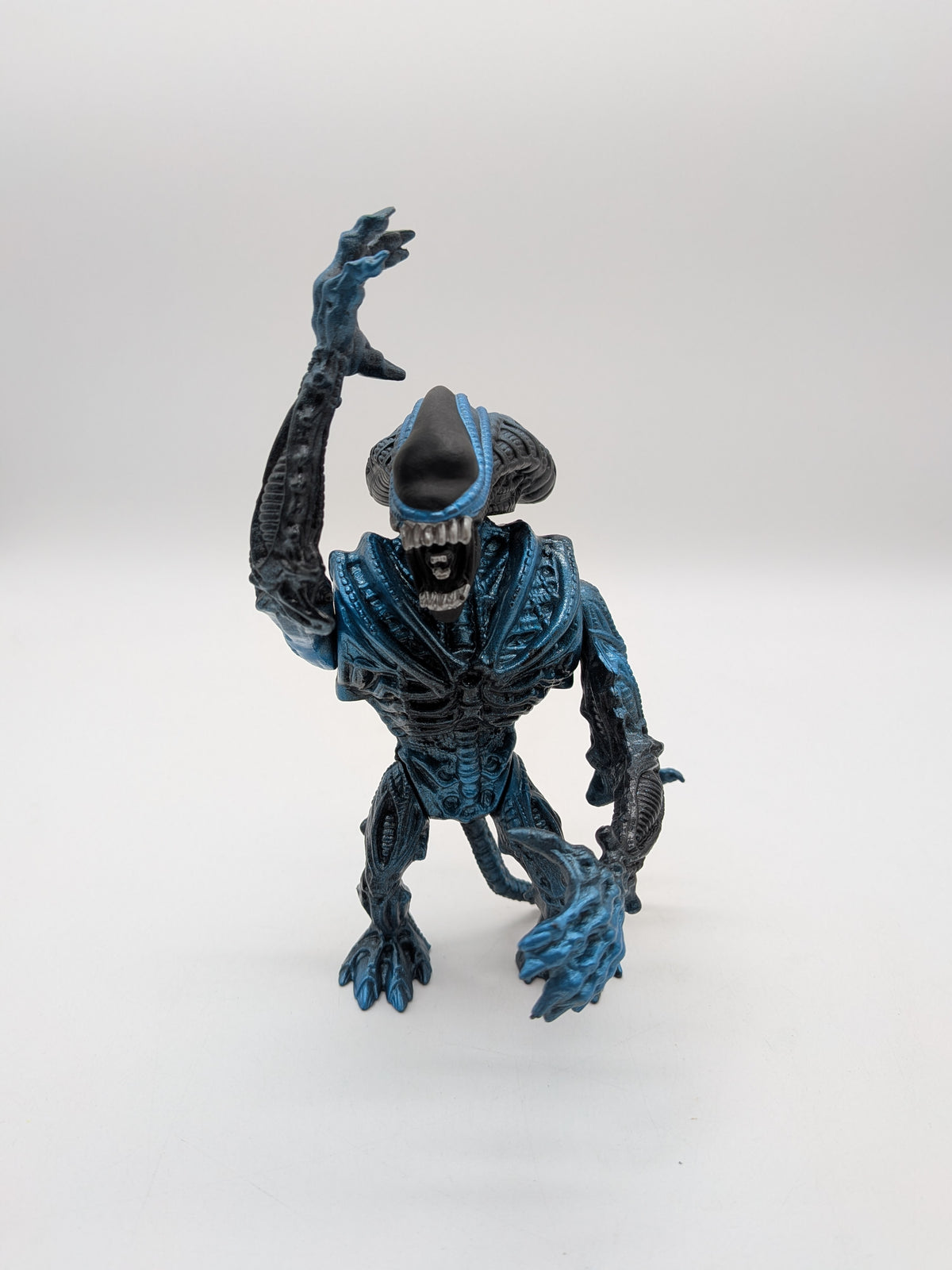Kenner 1991 Aliens Gorilla Alien Action Figure, photo 1 of 4