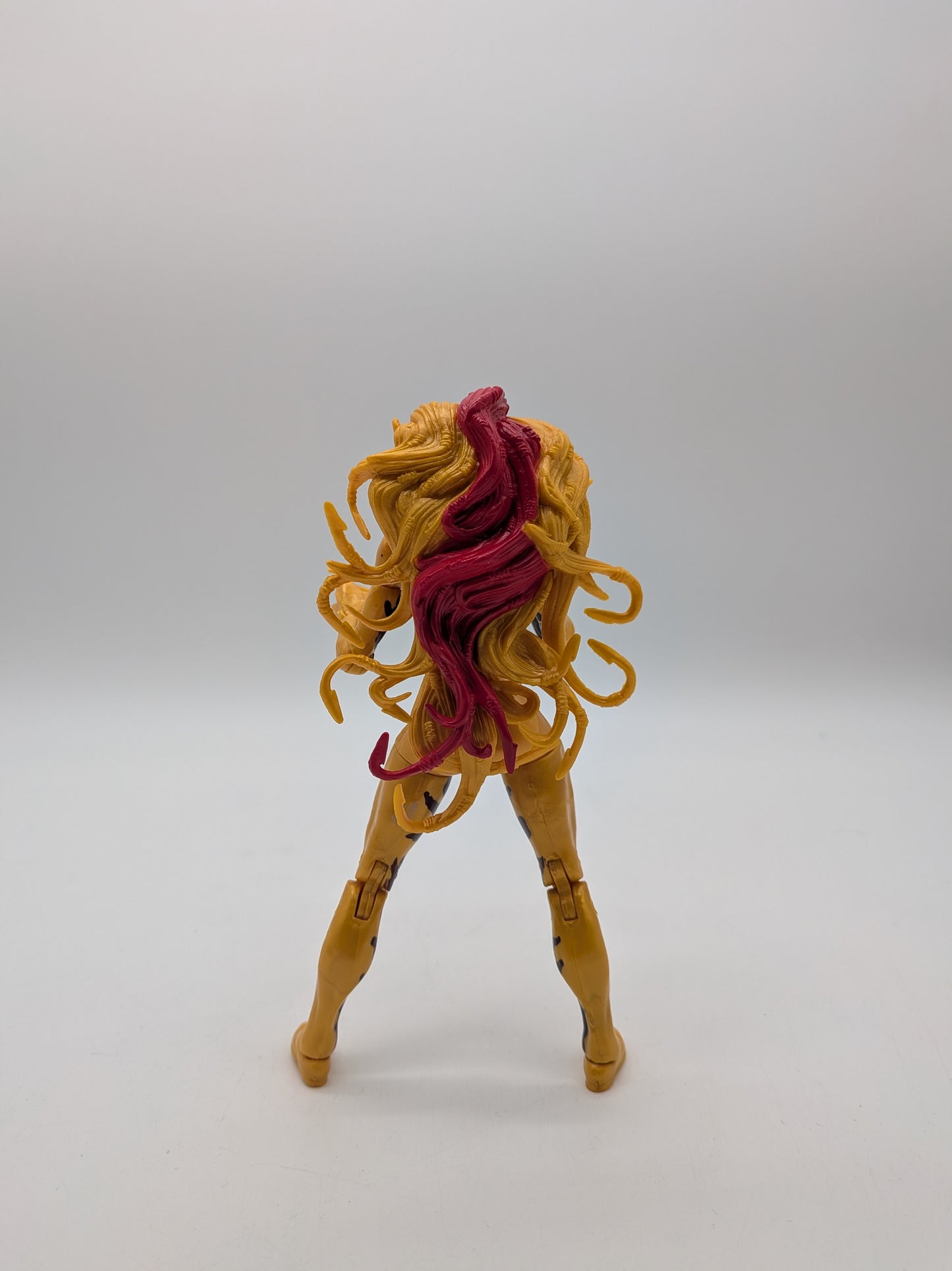 Hasbro 2018 Marvel Legends Scream Action Figure