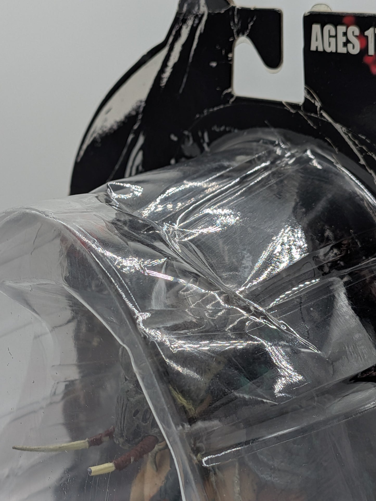 NECA 2010 Predators Tracked Predator Action Figure