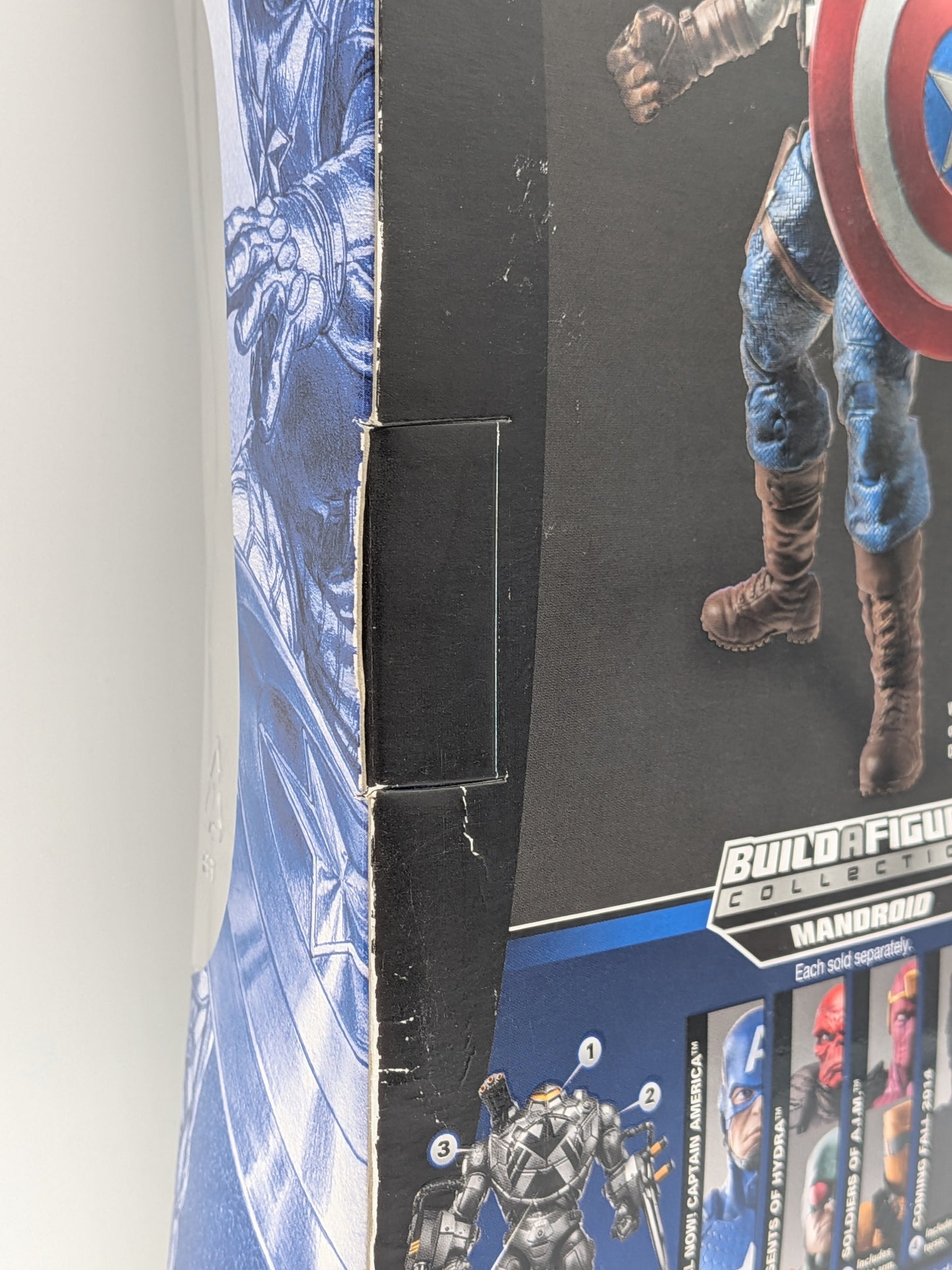 Hasbro 2013 Marvel Legends WW2 Captain America Action Figure