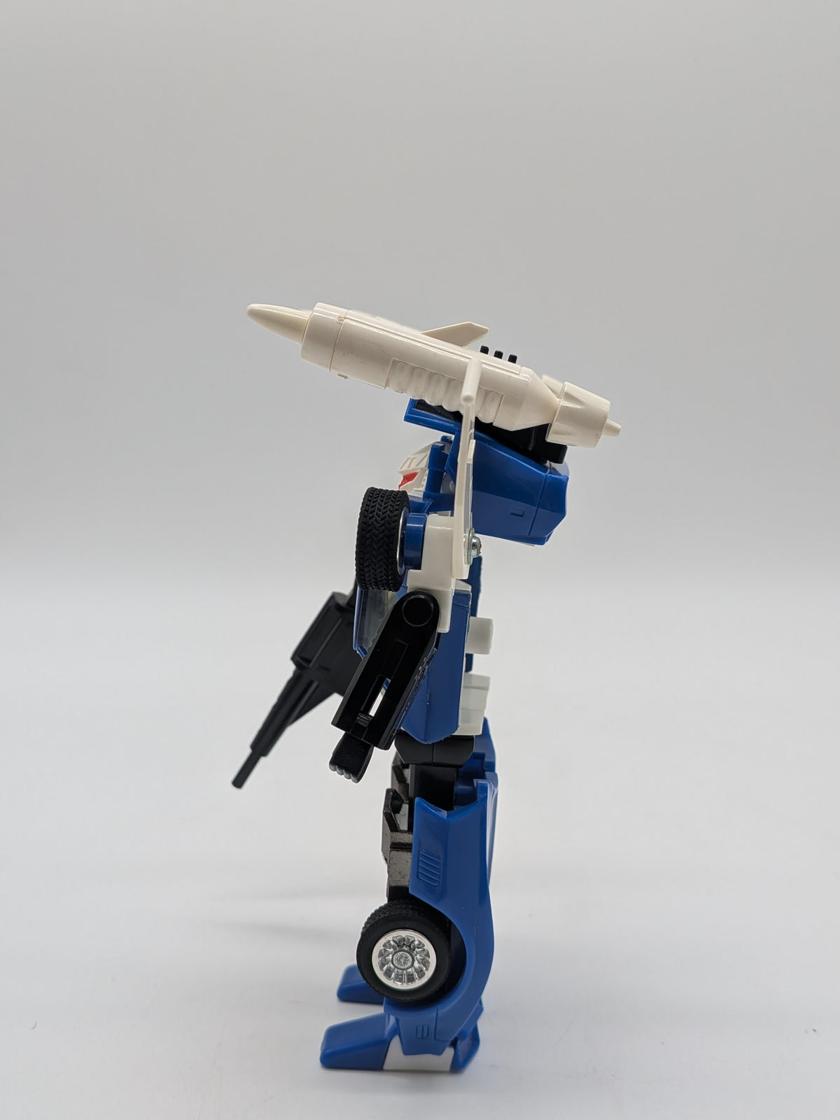Hasbro 1985 Transformers Tracks Action Figure, photo 3 of 6